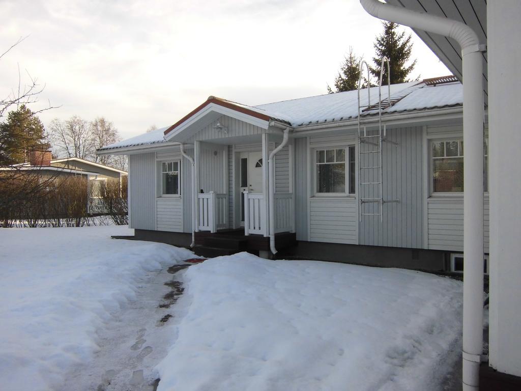 Westbay Inn Vaasa Exterior foto